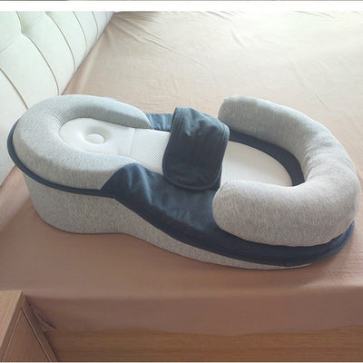 Portable and Removable Baby Anti-Spitting Ramp Pillow